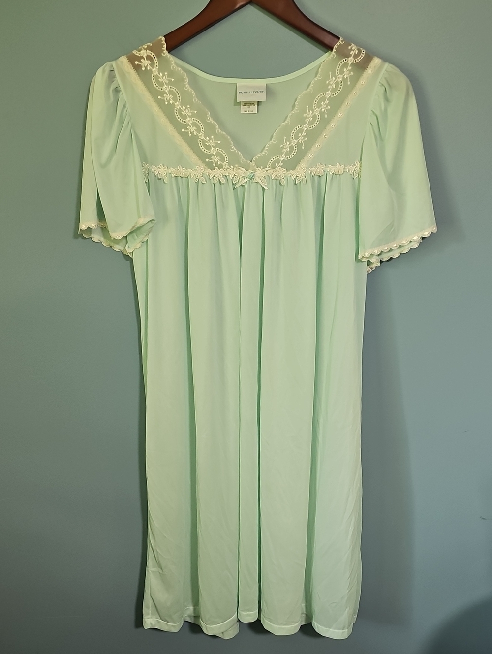 Vintage Pure Luxury Mint Green Nylon Nightgown Lace Flutter Sleeve Size Small